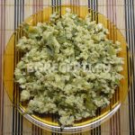 Пържени чушки с яйца и сирене