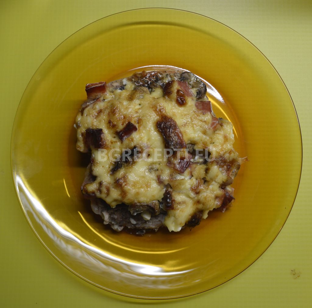 Пържоли от контра филе с бекон