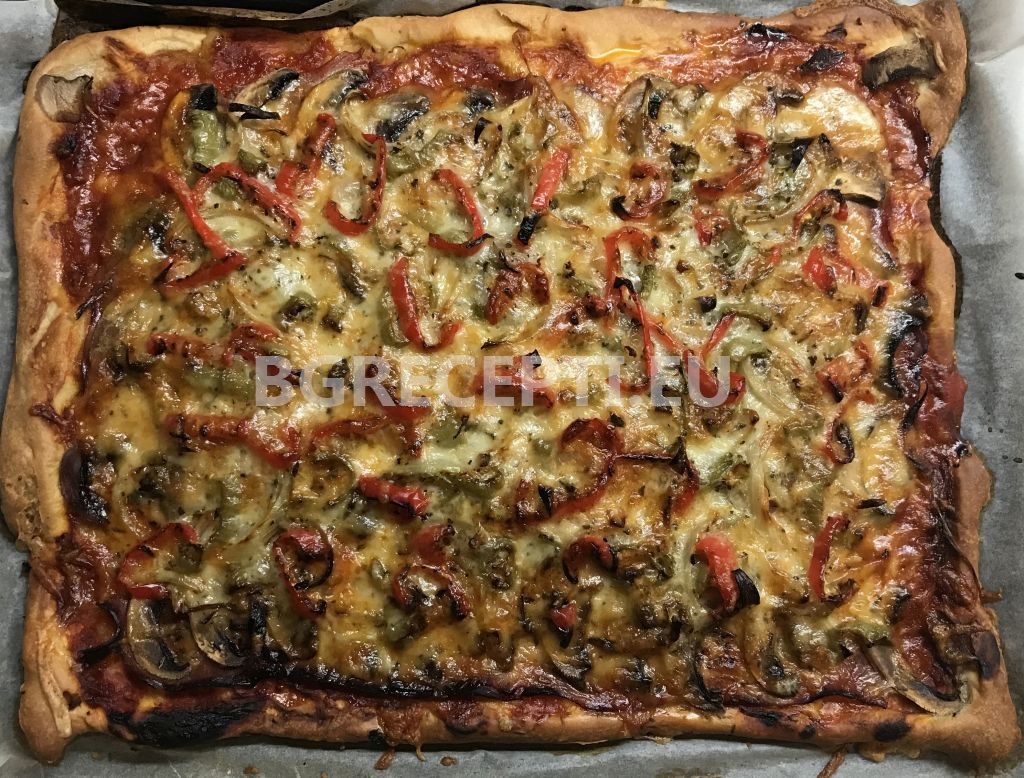 Домашна пица с прошуто кото